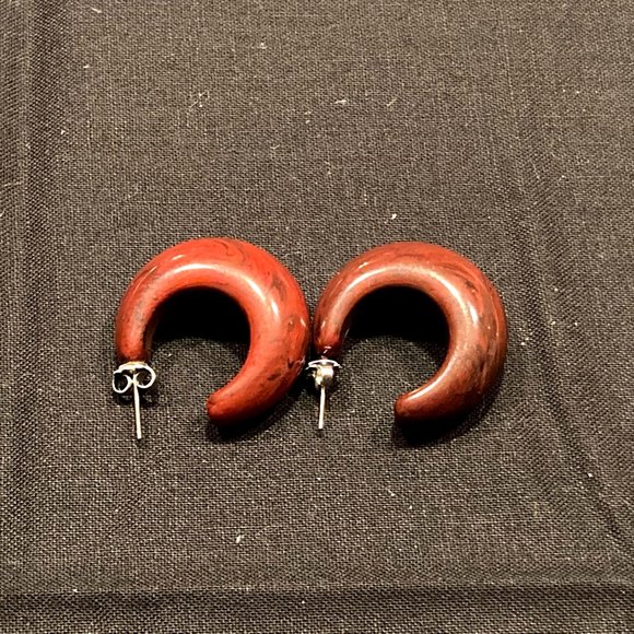Vintage Resin Moon Shape Earrings - Picture 1 of 3